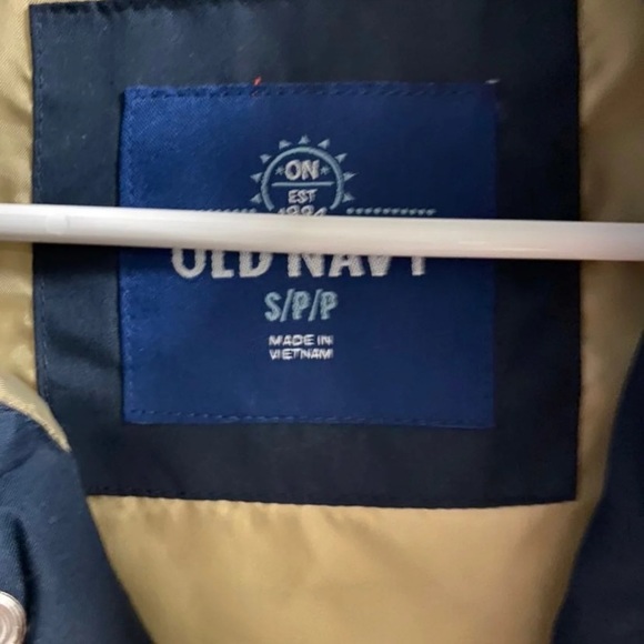 Old Navy Vest - Picture 3 of 3